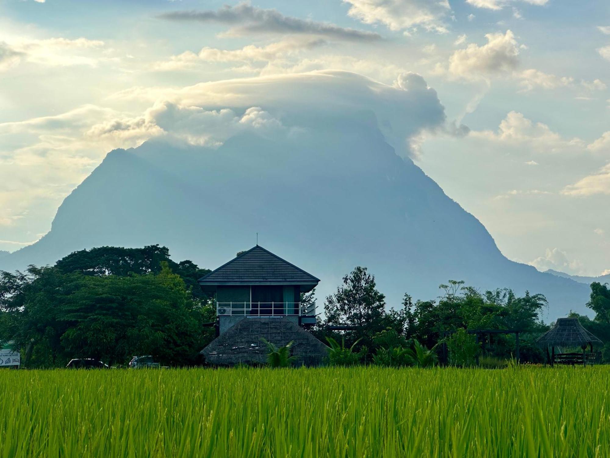 Villa Baan Porhdoi Goidao Chiang Dao Exterior foto